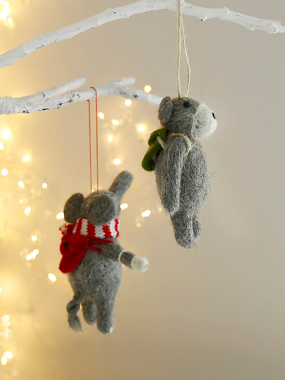 Filzrucksack-Dekoration mit Bären- und Elefantenmotiv