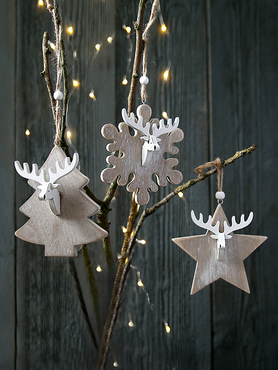 Rentierkopf-Hängedekoration aus Holz